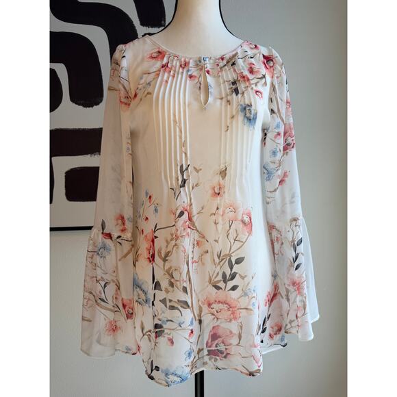 White House Black Market Floral Chiffon Bell Sleeve Blouse | Size M - Picture 3 of 11